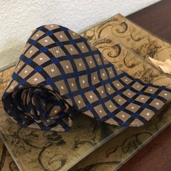 Bruno Piattelli Pure Silk Tie - Picture 9 of 9